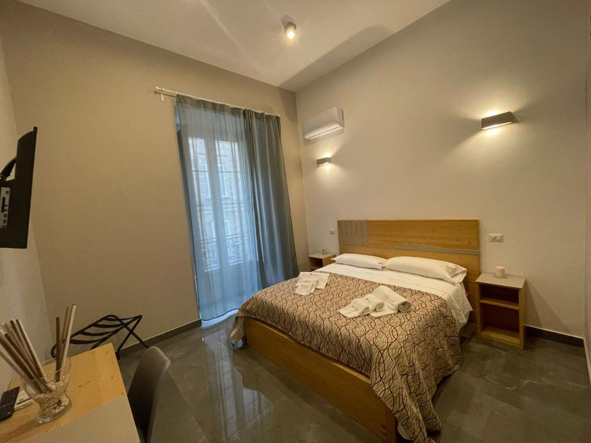Be Italian Flat Bovio Hotel Naples Exterior photo