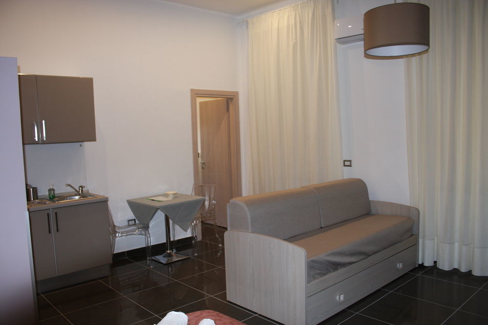 Be Italian Flat Bovio Hotel Naples Exterior photo