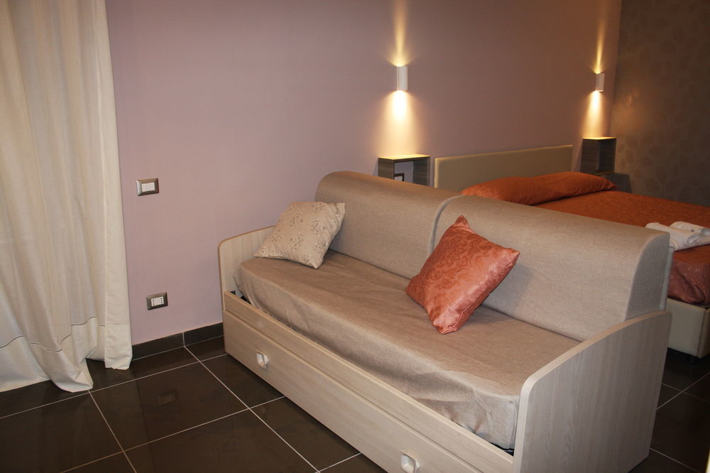 Be Italian Flat Bovio Hotel Naples Exterior photo