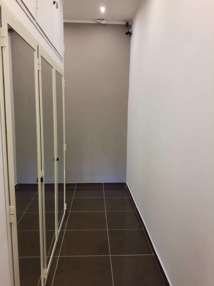 Be Italian Flat Bovio Hotel Naples Exterior photo